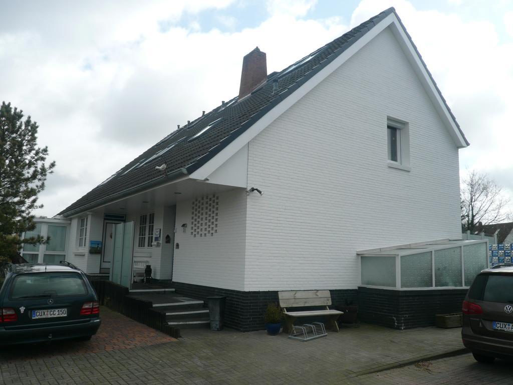 Appartamento "Haus Am Deich" Cuxhaven Esterno foto