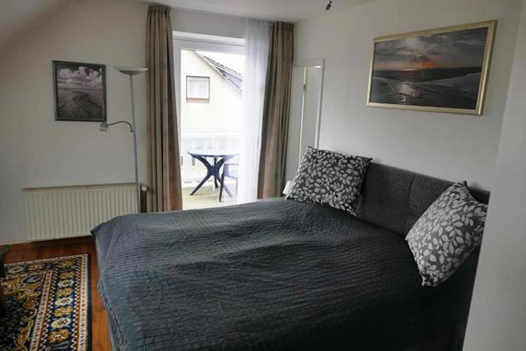 Appartamento "Haus Am Deich" Cuxhaven Esterno foto